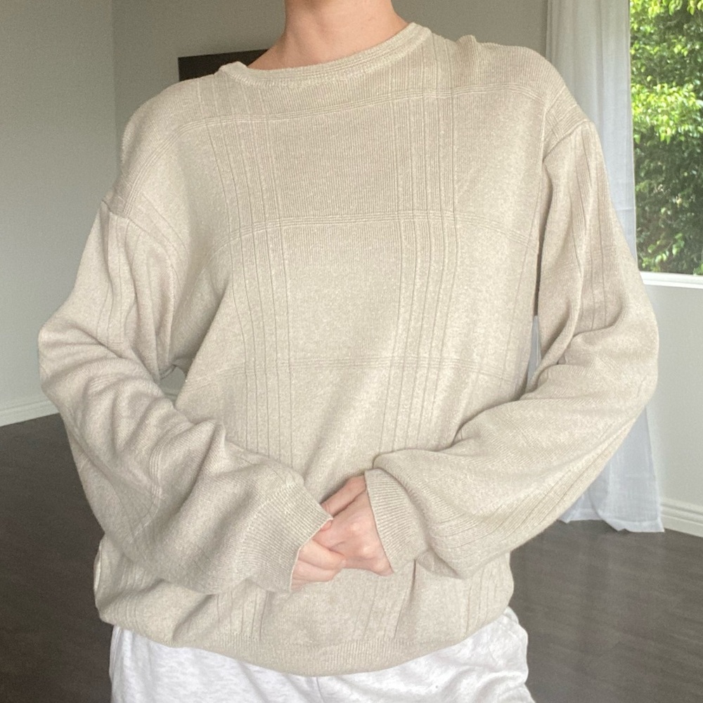 Geoffrey Beene Sweater - Picture 2 of 12